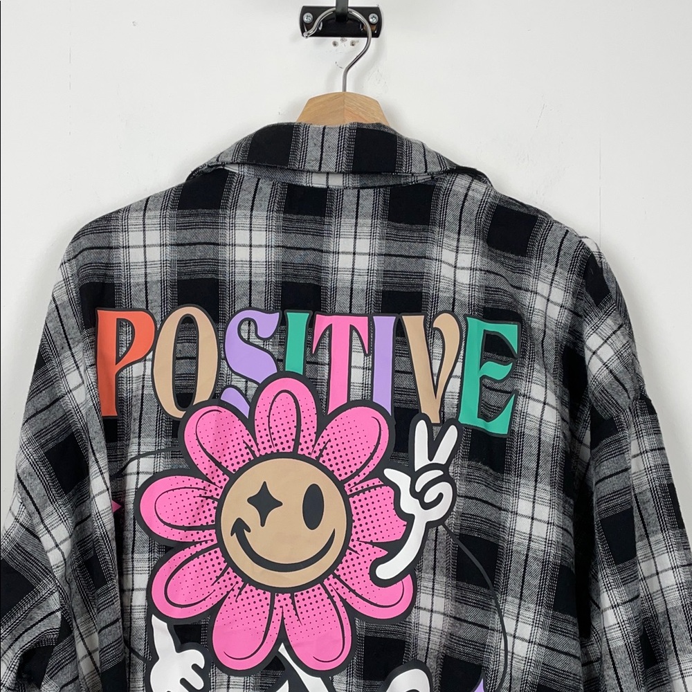 Shein Streetwear Plaid Flannel Oversized Shirt with Positive Flower Graphic 3X - Picture 3 of 8